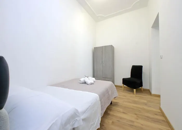 I Pini Di - & 3* Roma